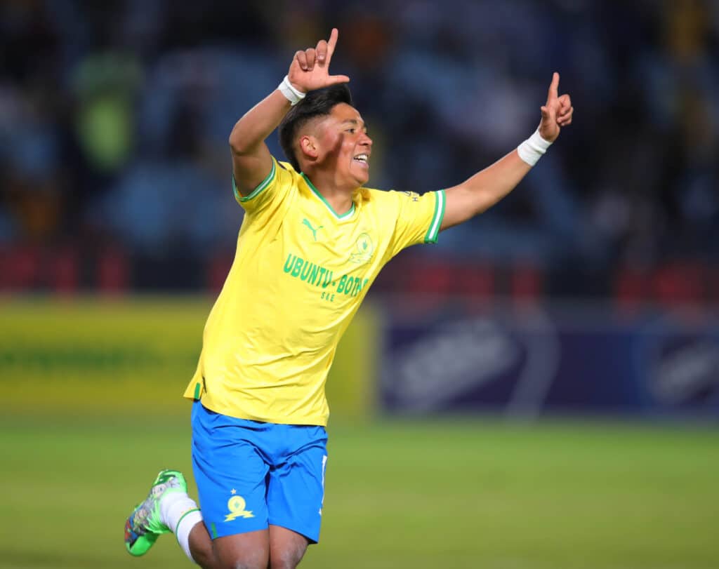 Marcelo Allende - Salary, stats, net worth, cars 5 Marcelo Allende of Mamelodi Sundowns celebrates goal during the DStv Premiership