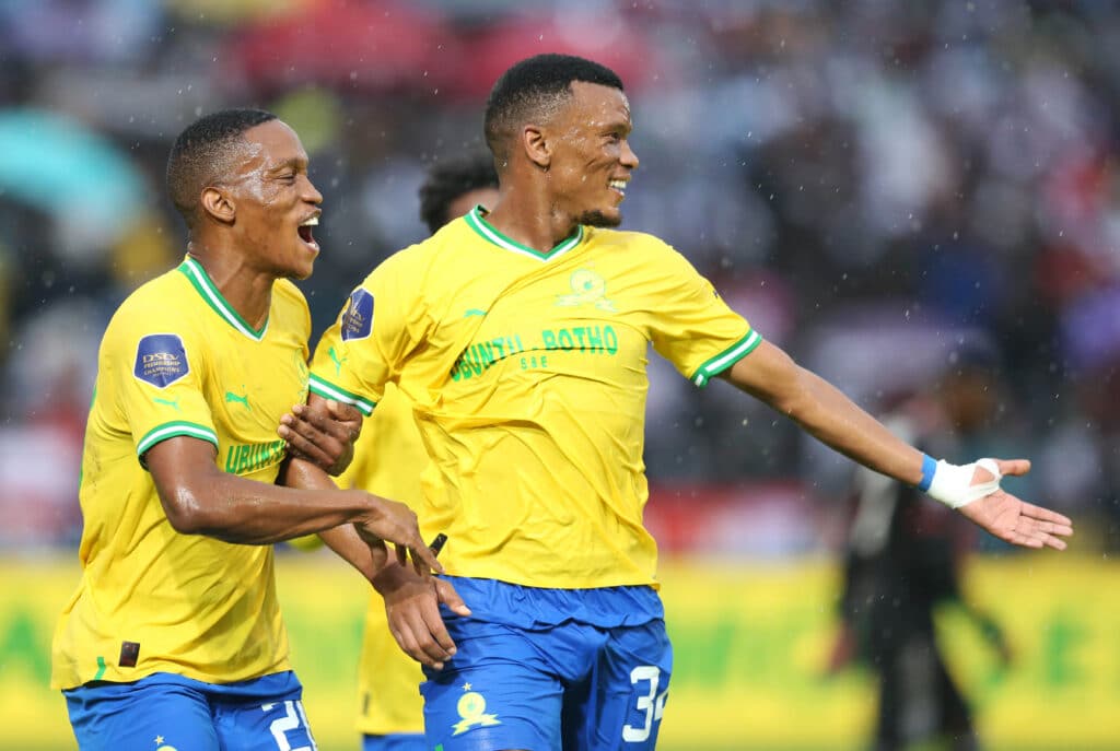 Mothobi Mvala - Age, salary, place of birth, wife, car 3 Mothobi Mvala of Mamelodi Sundowns celebrates goal during the DStv Premiership