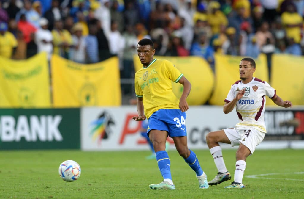 Mothobi Mvala - Age, salary, place of birth, wife, car 1 Mothobi Mvala of Mamelodi Sundowns is challenged by Devin Titus of Stellenbosch FC during the 2023 Nedbank Cup quarterfinal