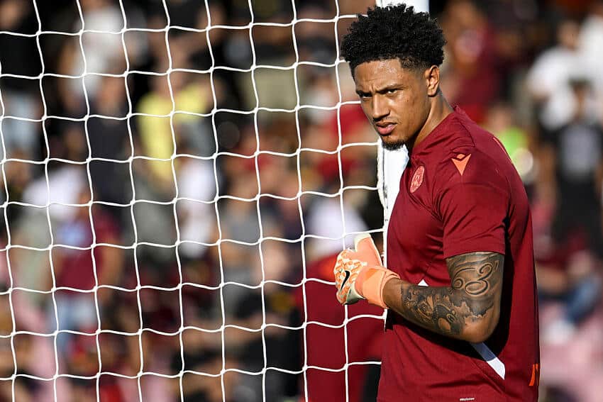 Okoye replaces Adeleye in Super Eagles October Friendlies 1 Super Eagles goalkeeper Maduka Okoye