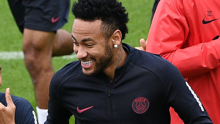 Paris Saint-Germain Agree £199m For Neymar Neymar Netflix Money Heist